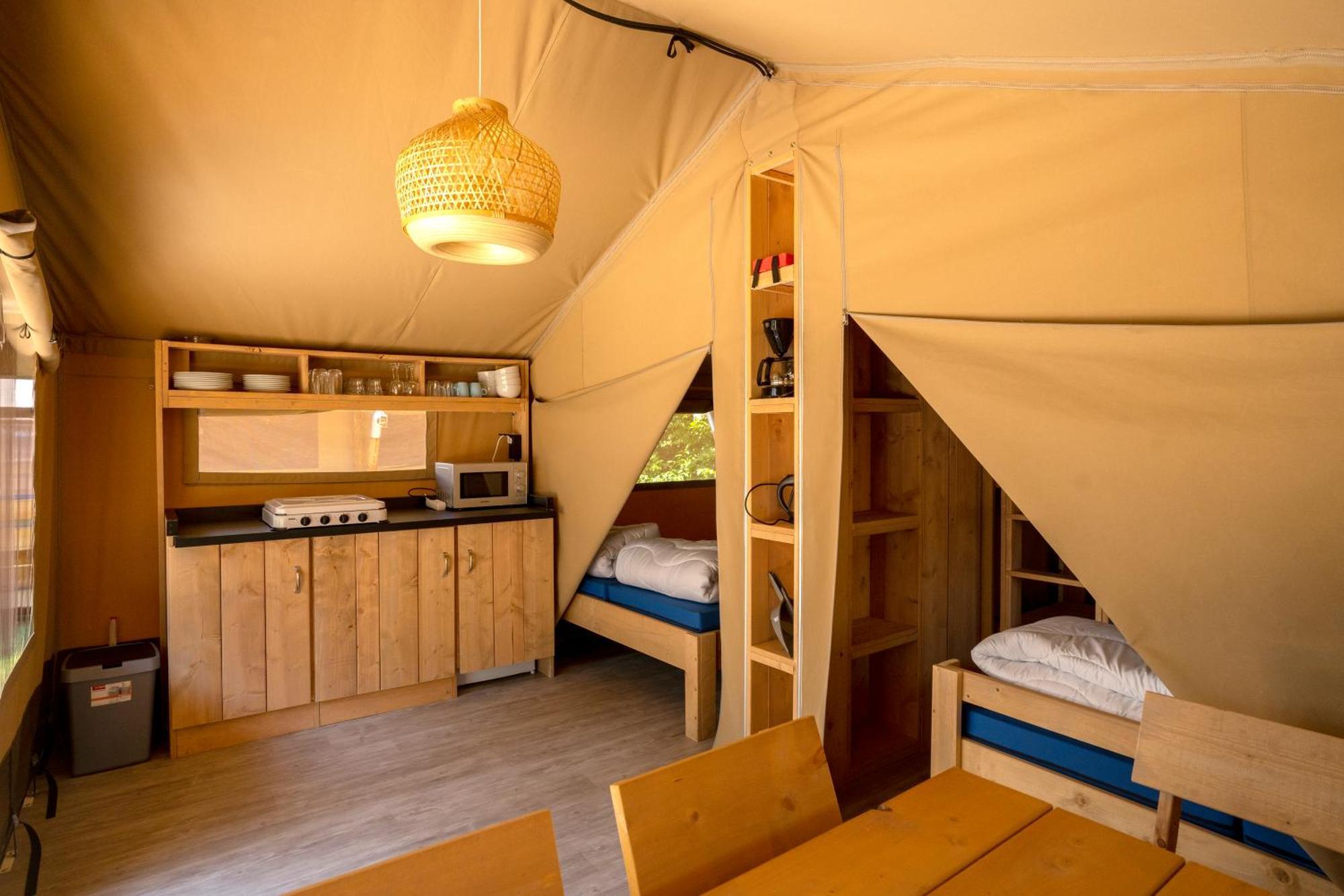 Camping Rcn La Ferme Du Latois Coëx 객실 사진
