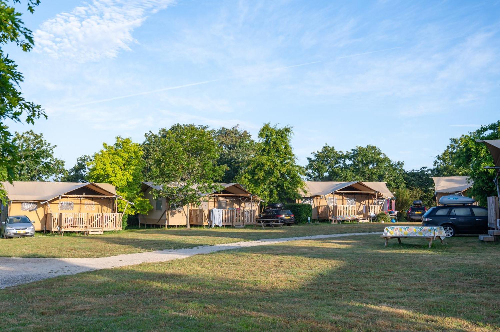 Camping Rcn La Ferme Du Latois Coëx 외부 사진