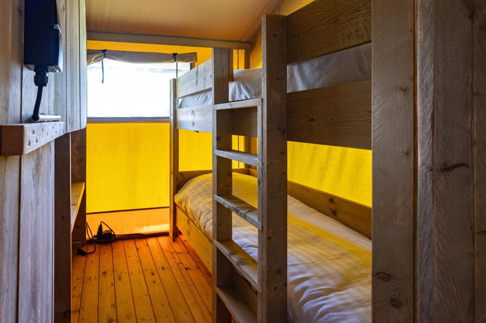 Camping Rcn La Ferme Du Latois Coëx 객실 사진