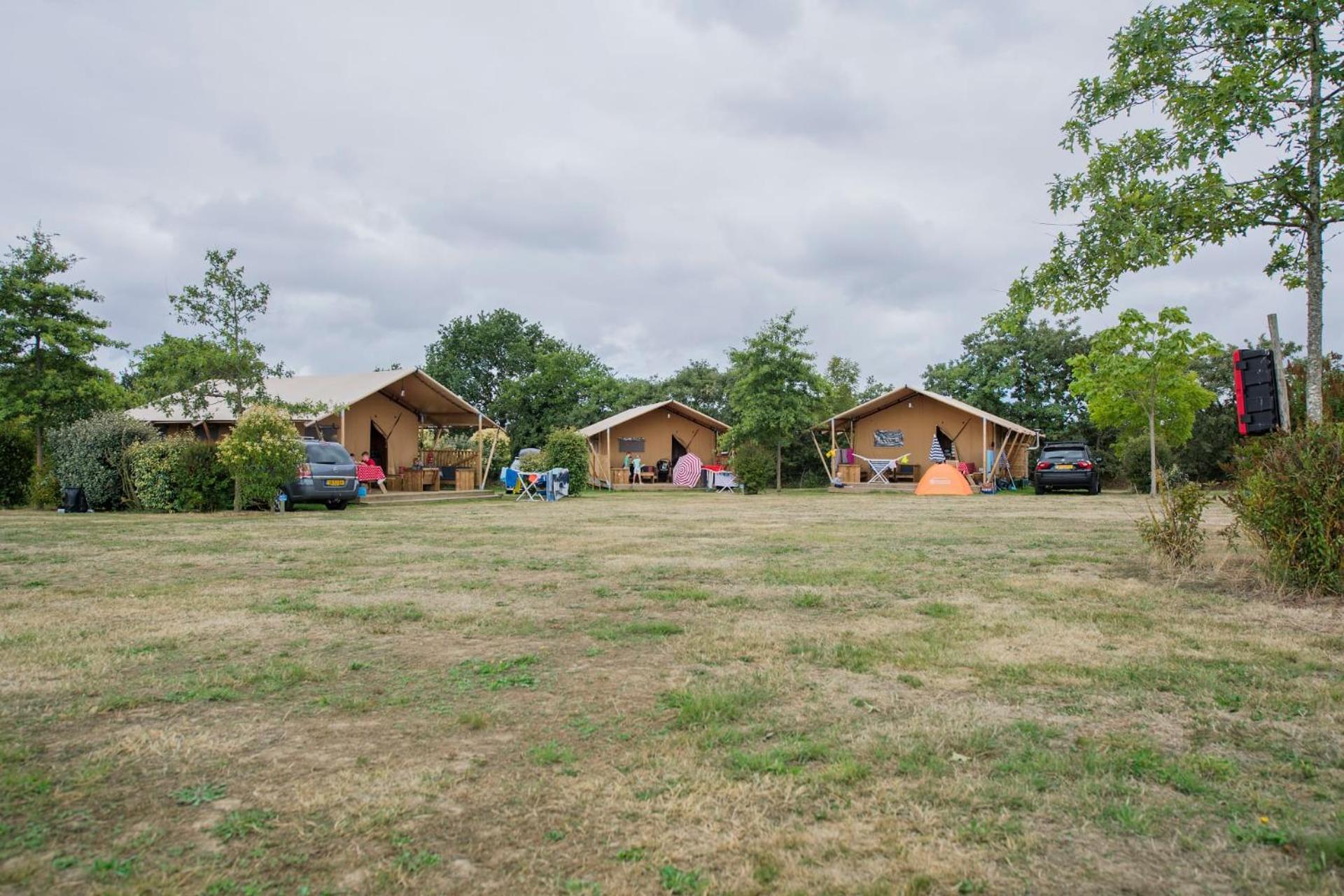 Camping Rcn La Ferme Du Latois Coëx 객실 사진