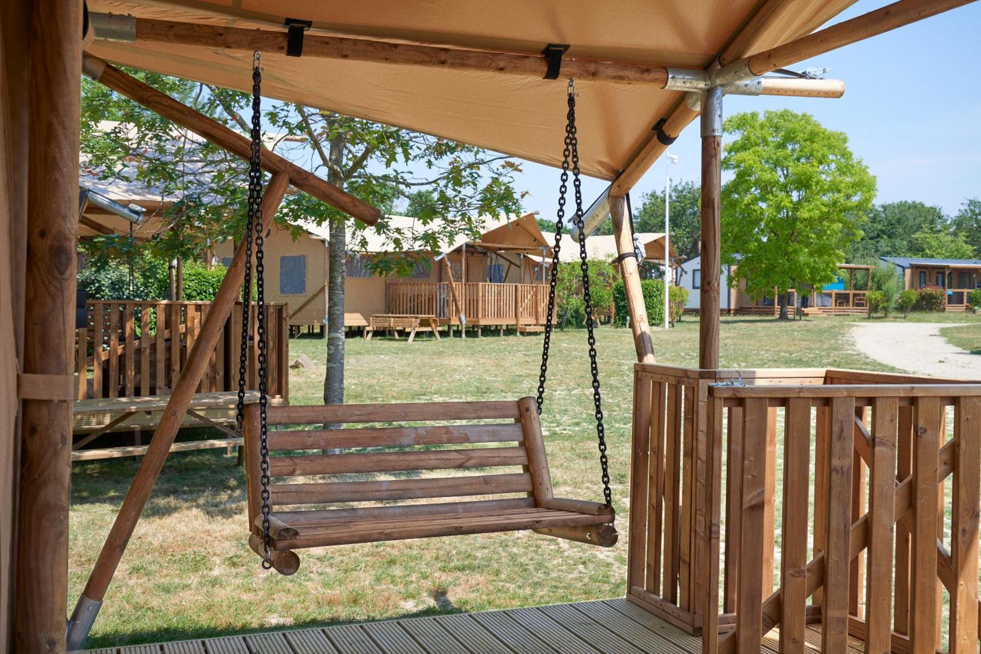 Camping Rcn La Ferme Du Latois Coëx 객실 사진