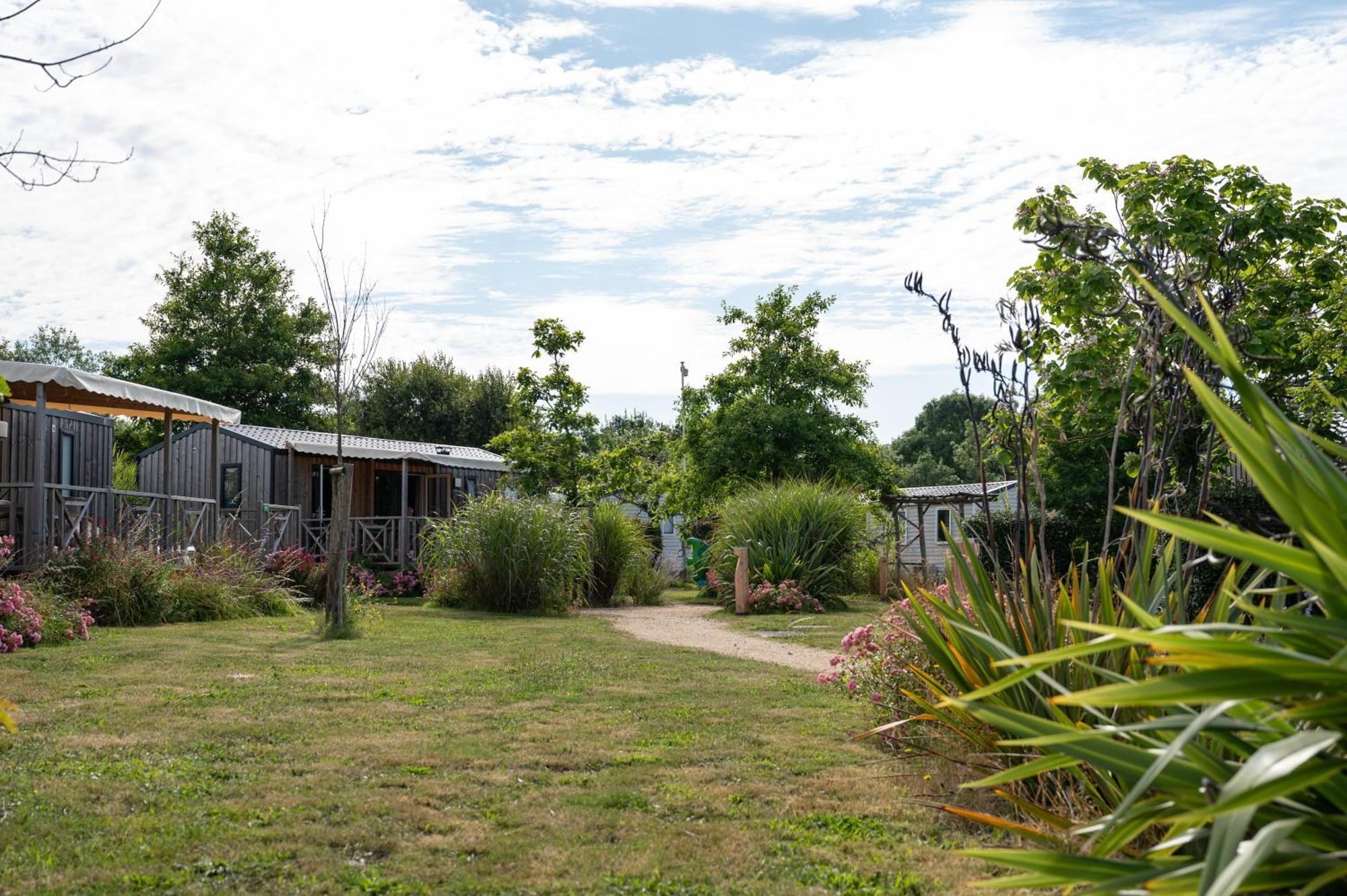 Camping Rcn La Ferme Du Latois Coëx 객실 사진