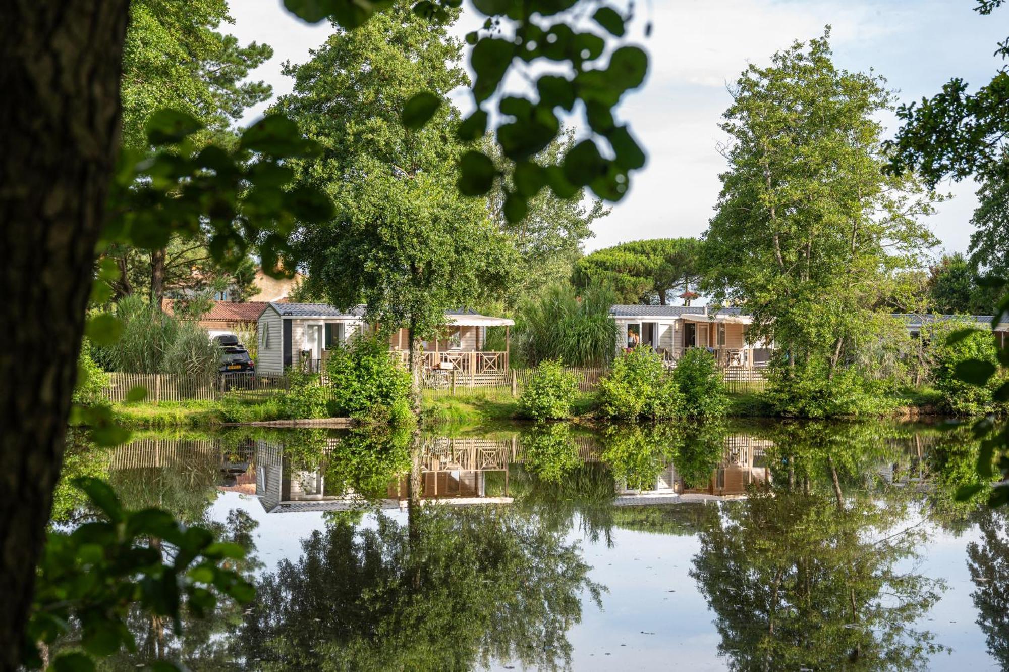 Camping Rcn La Ferme Du Latois Coëx 외부 사진