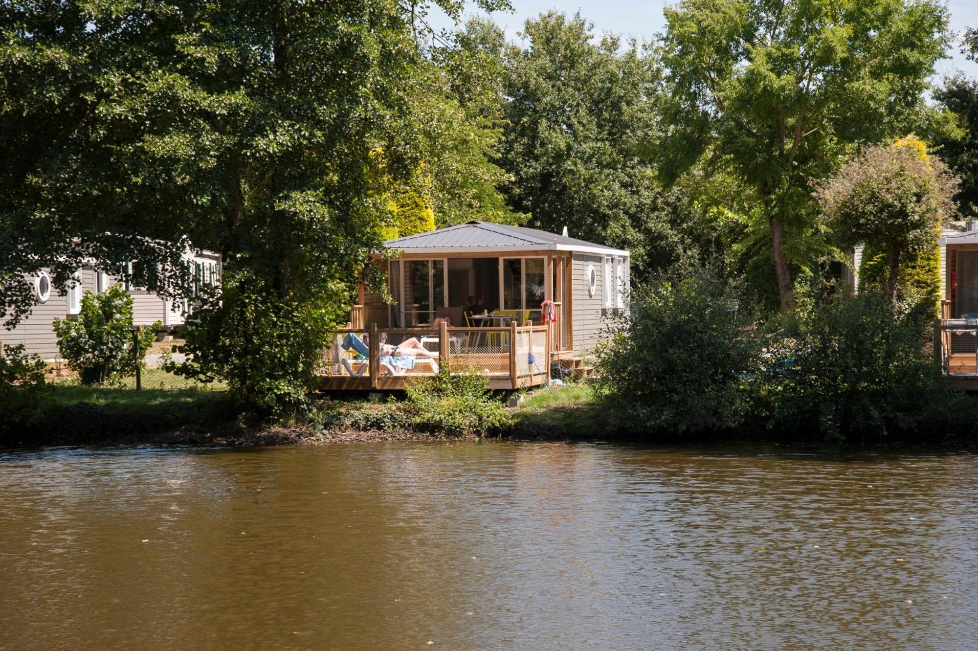 Camping Rcn La Ferme Du Latois Coëx 객실 사진